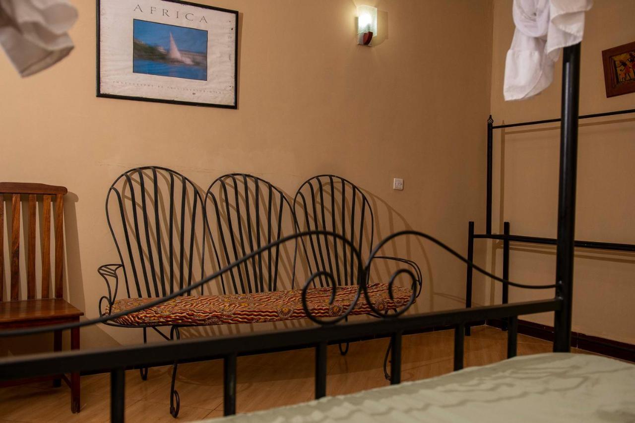 Hostel Meru Safari House *