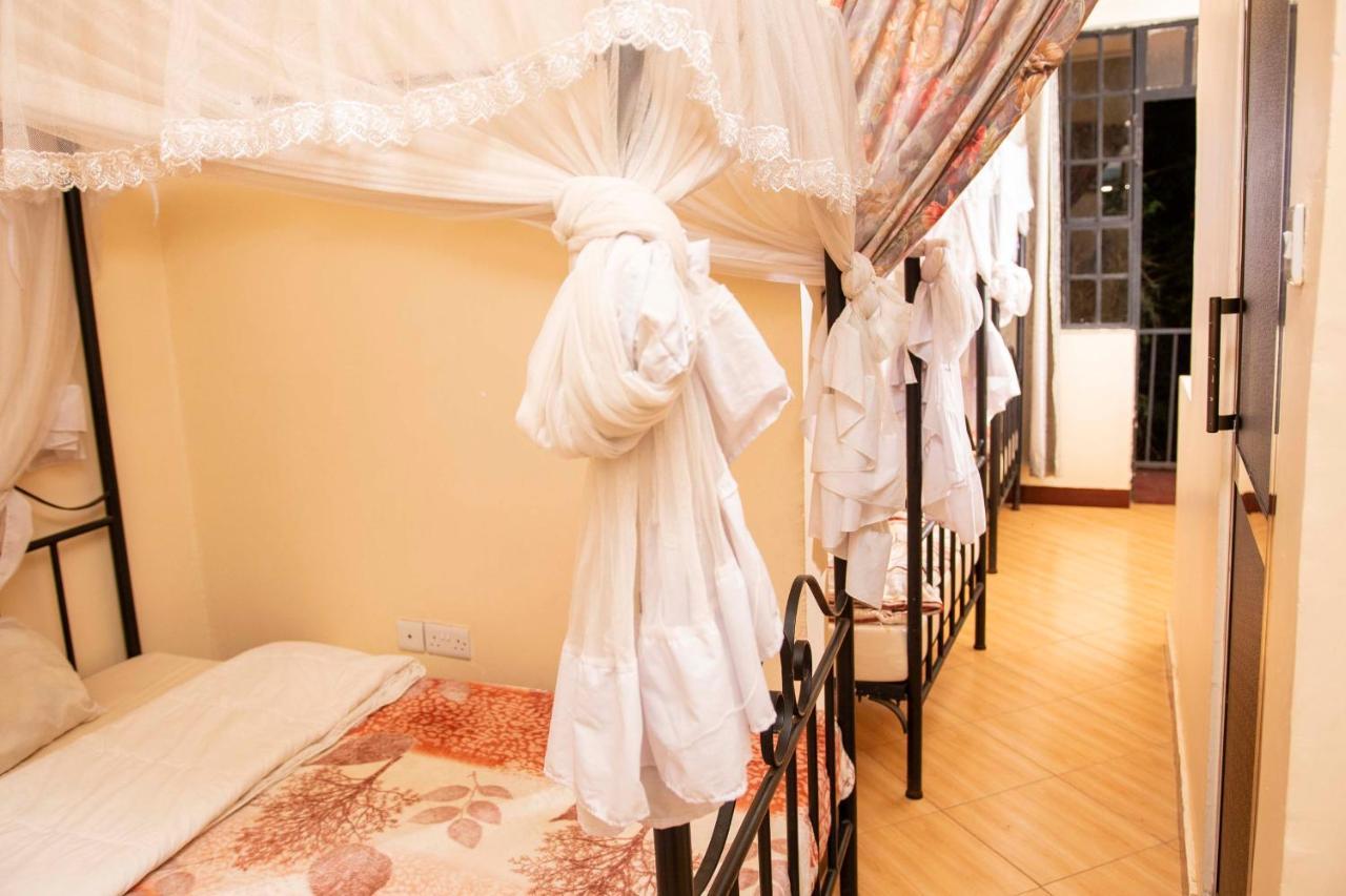 Meru Safari House Hostel